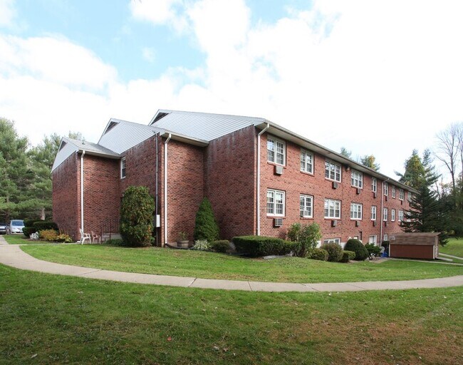 Photo - Worthington Apartments