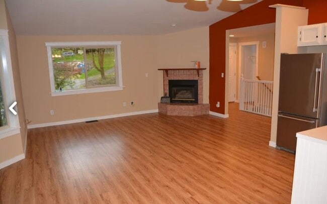 Photo - 1143 Euclid Ave