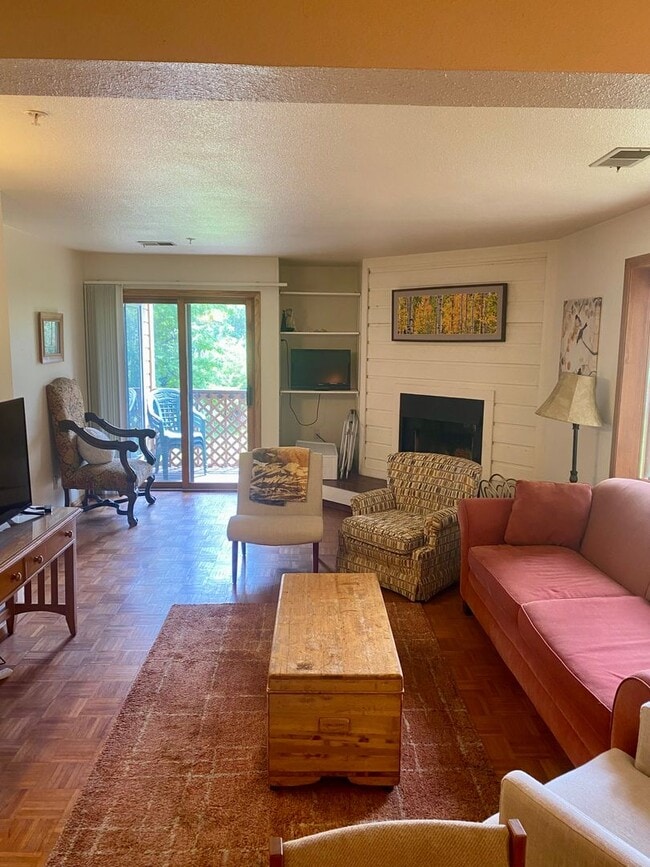 Photo - Furnished 2-Bedroom Condo with Great Amenities Unit 211