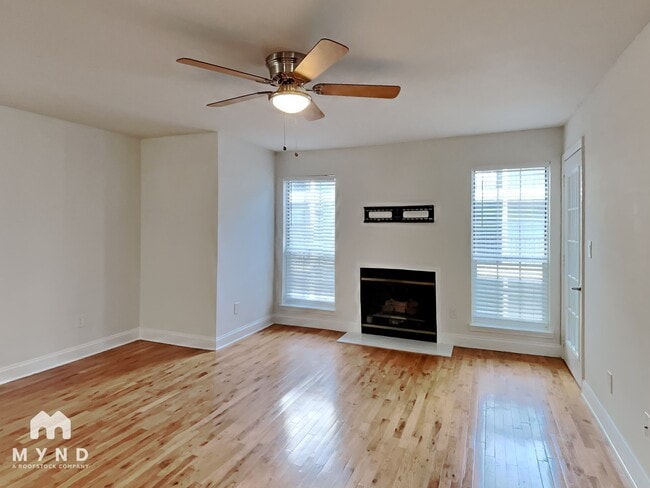 Photo - 417 Granville Ct