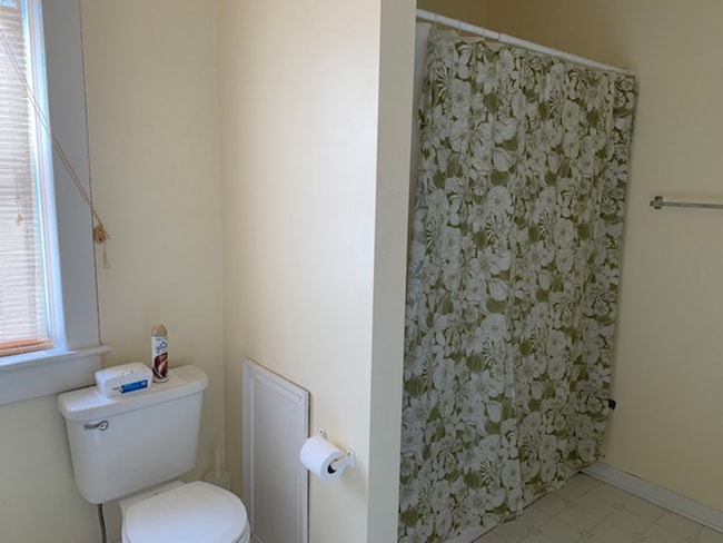 Photo - 215 N Lewis St Unidad Main Level