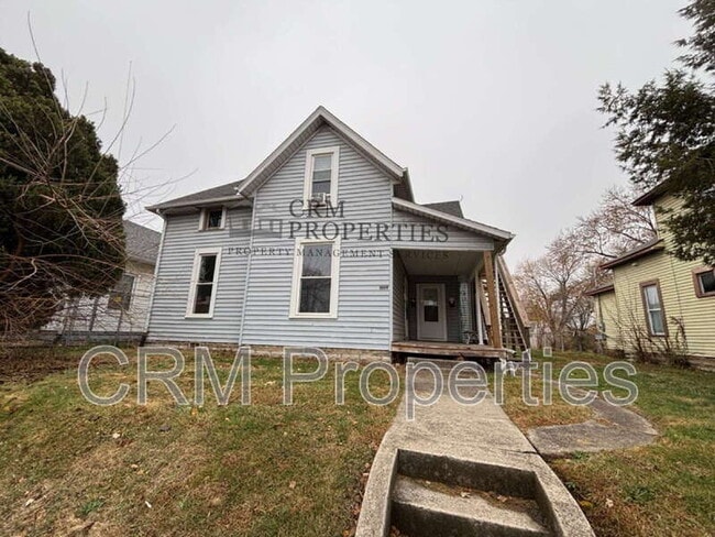 Building Photo - 1039 S Washington St Unit Apt 3