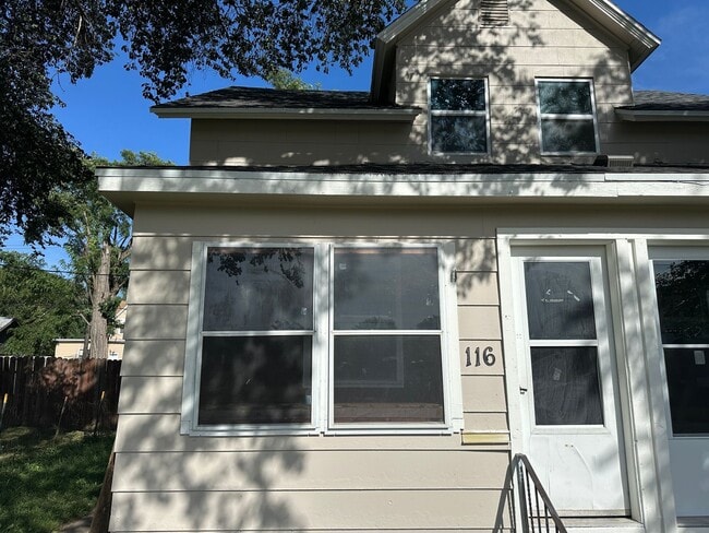 Building Photo - Plains - 116-118 S Rustin St Unit 116 S Rustin St Rental