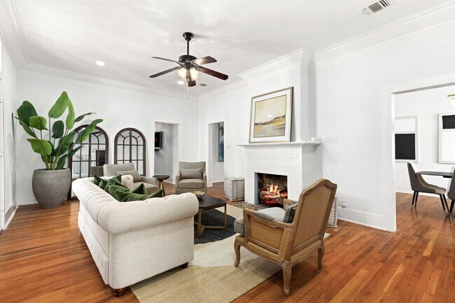 Photo - 110 E Craig Pl Unidad 2