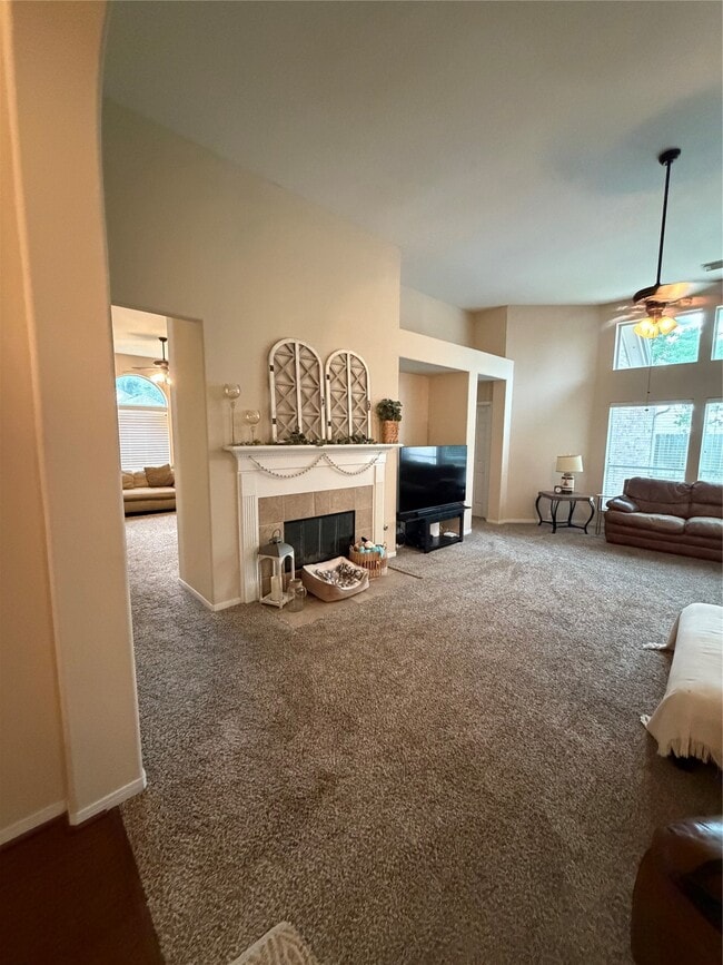Photo - 2922 Sandleigh Dr