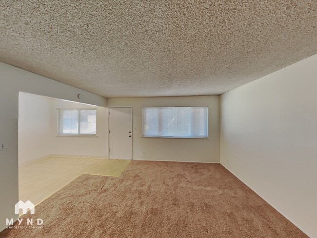 870 Burbank Dr Unit 5