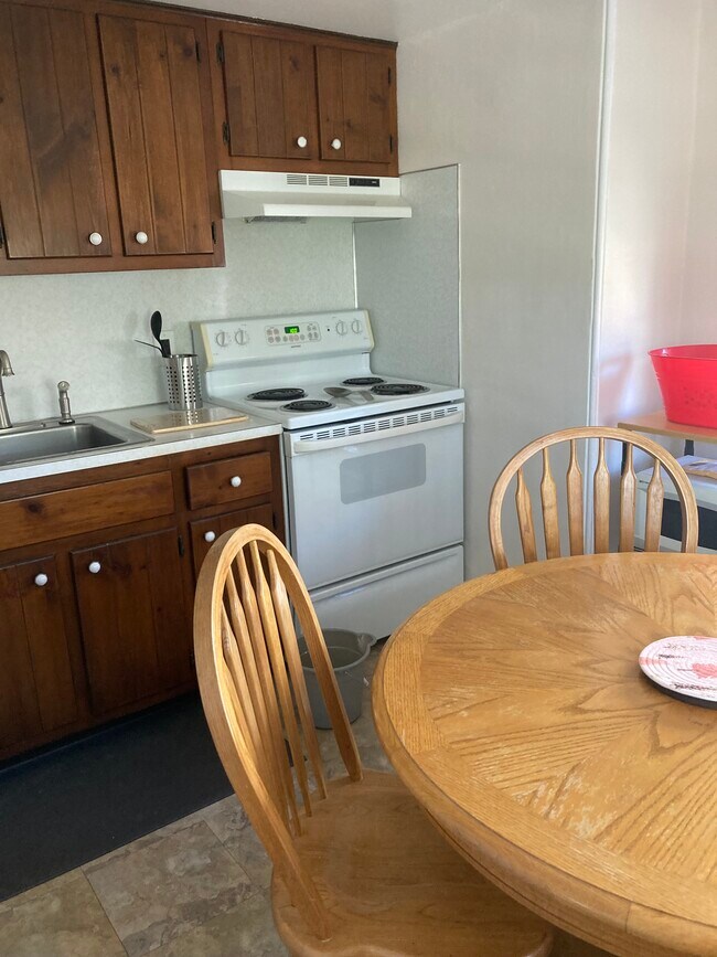 Photo - 514 W Main St Unidad 2 floor