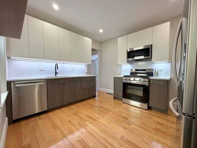 Photo - 8 Fox St Unit 1
