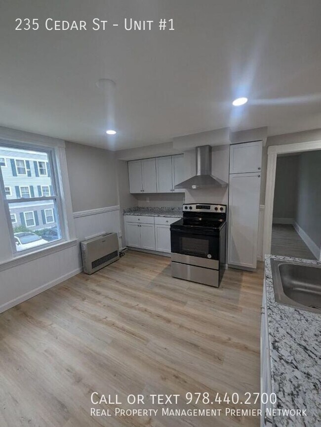 Photo - 235 Cedar St Unidad #1