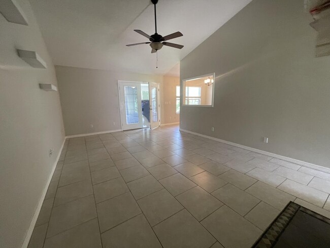 Photo - 728 Riva Ridge Dr