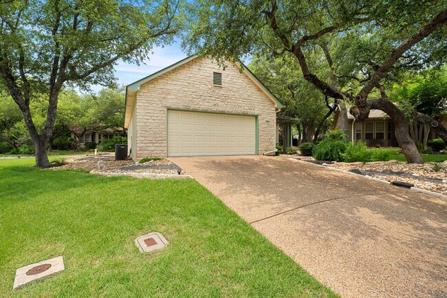 Photo - 104 Bronco Cir
