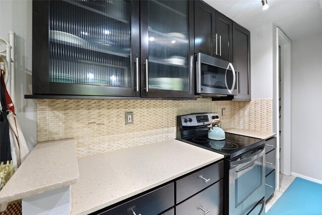 Photo - 1601 S Shepherd Dr