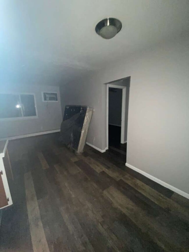 Building Photo - 1885 N Taylor Rd Unit 403