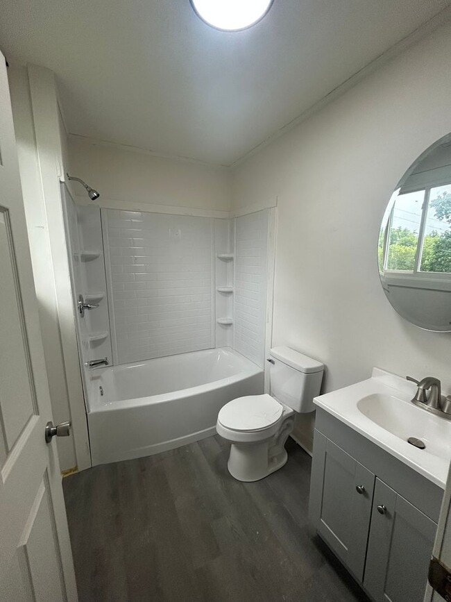 Photo - Lauren Walk Apartments Unit A