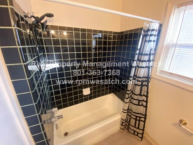 Photo - 1480 S Green St Unit # C