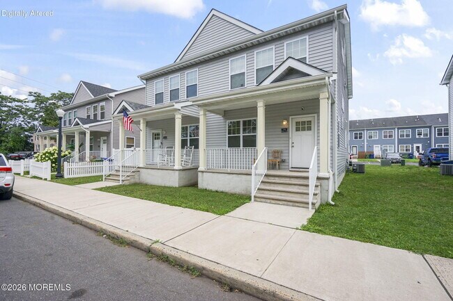 1508 Heck Ave