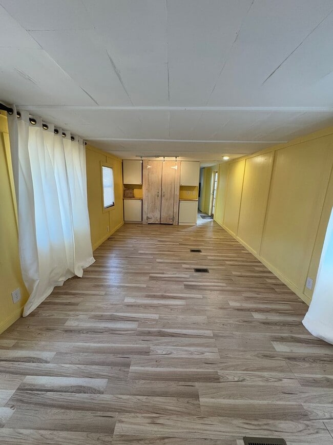 Photo - 87 Poplar Dr