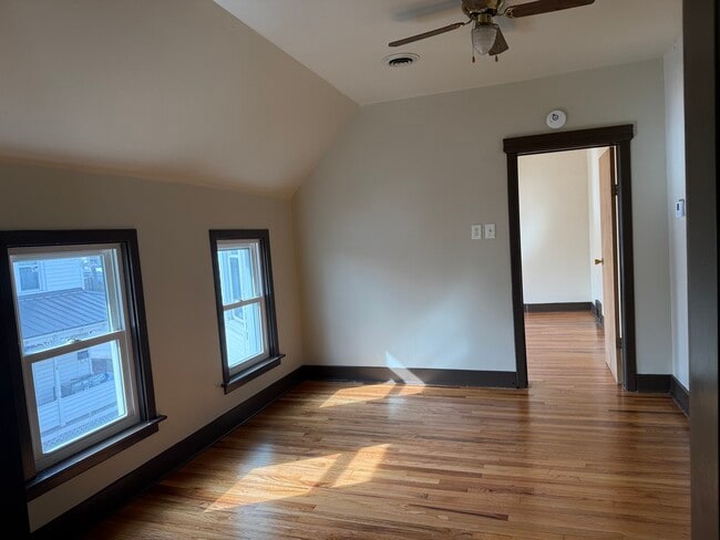 Living Room - 114 Oak St Unit 3