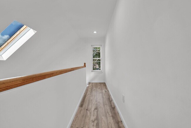 Photo - 5028 Halwell Dr