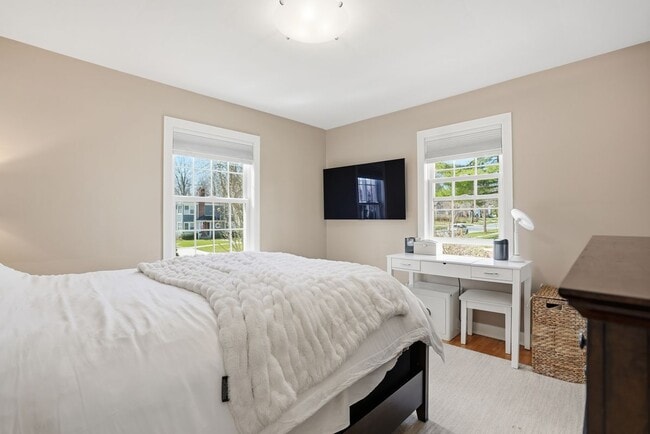 Photo - 1102 Arborview Blvd