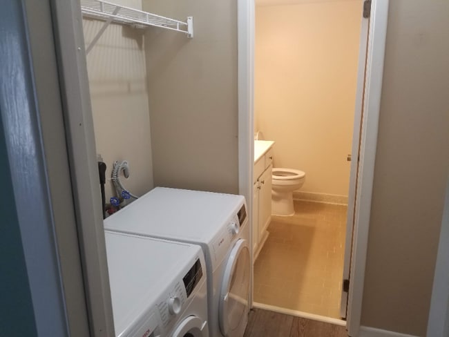 Photo - 5709 Lyons View Pike Unidad 1208