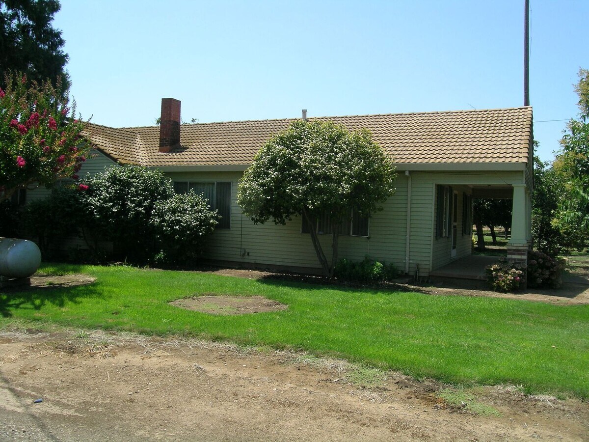 Photo - Linden Country Home