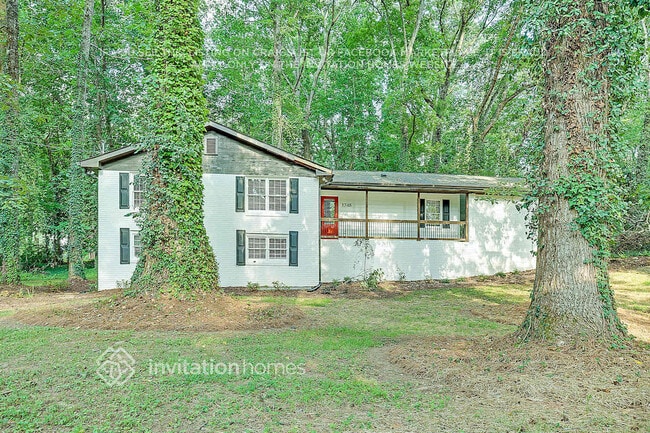 Building Photo - 1748 Pamela Cir SW