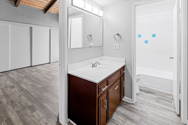 Photo - Molokai Apartments