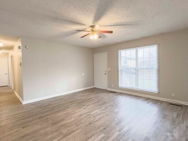 Photo - 1012 Cooper Dr