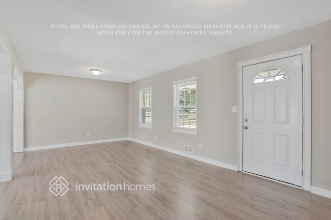 Photo - 3899 Summit Dr