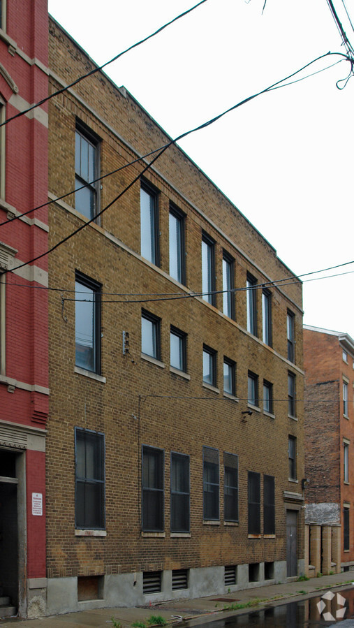 Photo - 1313 Republic St Apartments