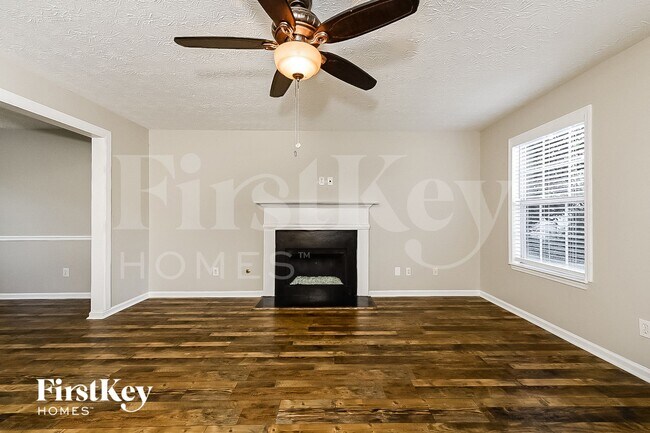 Photo - 308 Waltrip Ct