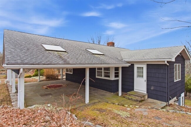 27 Allapartus Cir