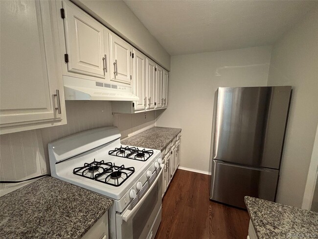 Photo - 6 Colonial Rd Unit 80