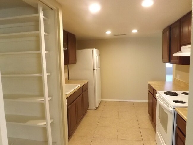 Photo - 5-Bedroom Home In Tempe