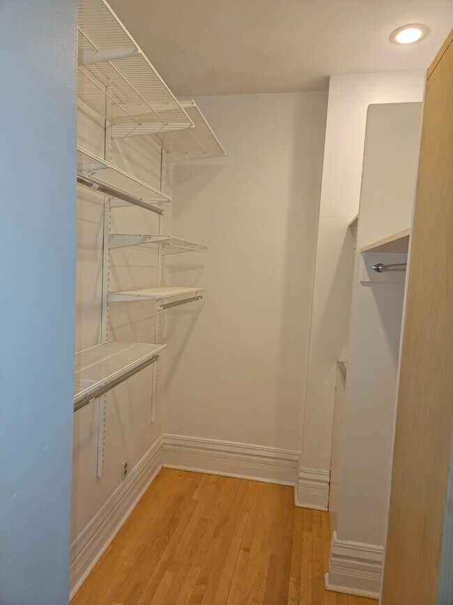 Photo - 1127 W Madison St Unidad 3