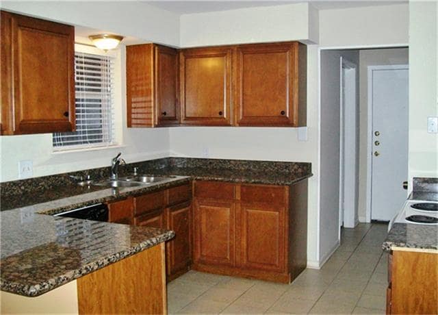 Photo - 1922 Havenhouse Dr