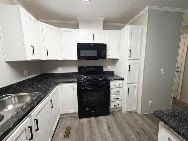 Photo - 3618 Juniper St