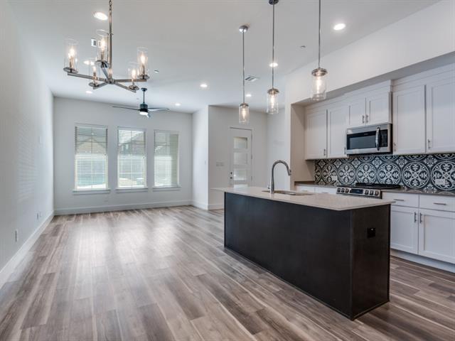 Photo - 804 Eaglescliffe Lndg