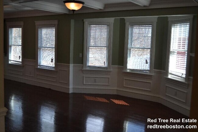 Photo - 127 Nonantum St