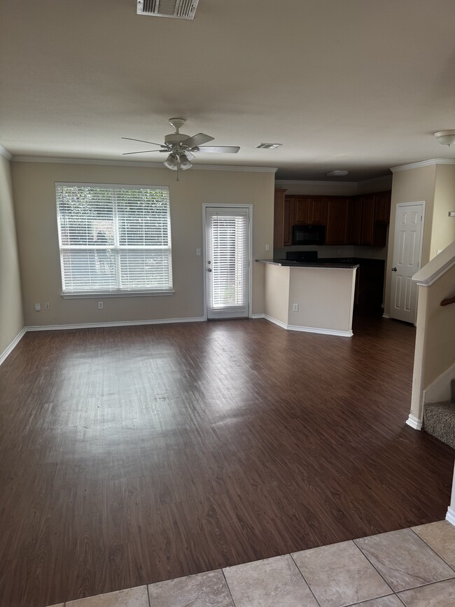 380 Woodgrove Dr