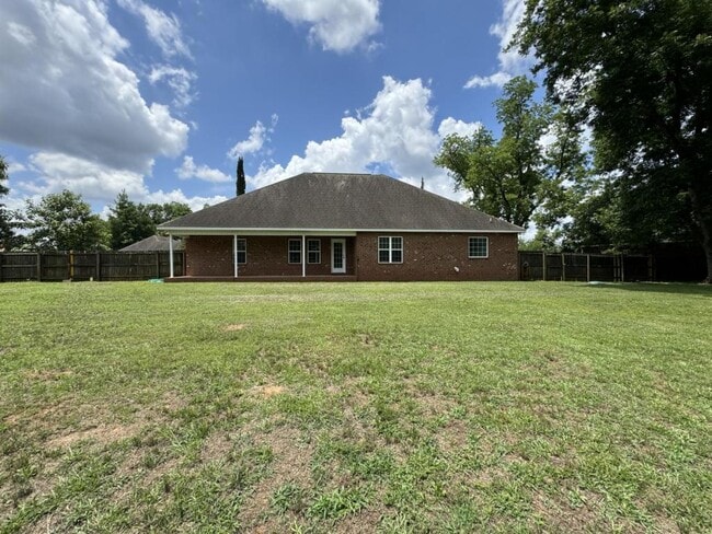 Photo - 204 Mahan Dr