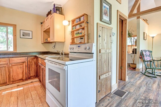 Photo - 1015 Mountain Meadows Dr