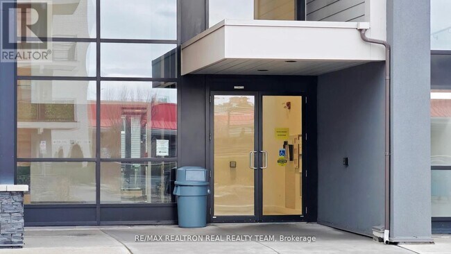 Photo - 3170 Erin Mills Pkwy Unit 332