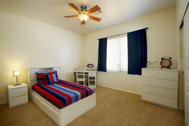 Photo - 4 Bedroom Furnished Gilbert Home