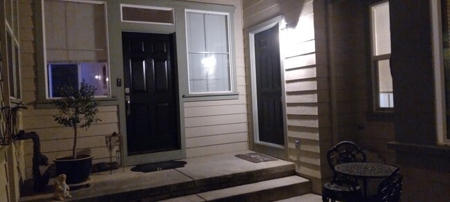 Building Photo - 418 Riesling St Unit 418A