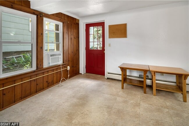 Building Photo - 305 Dryden Rd Unit 305