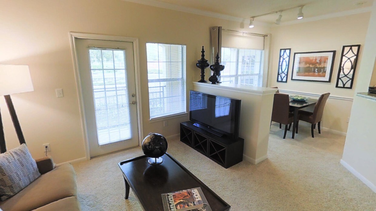 Photo - The Estates at River Pointe Apartments