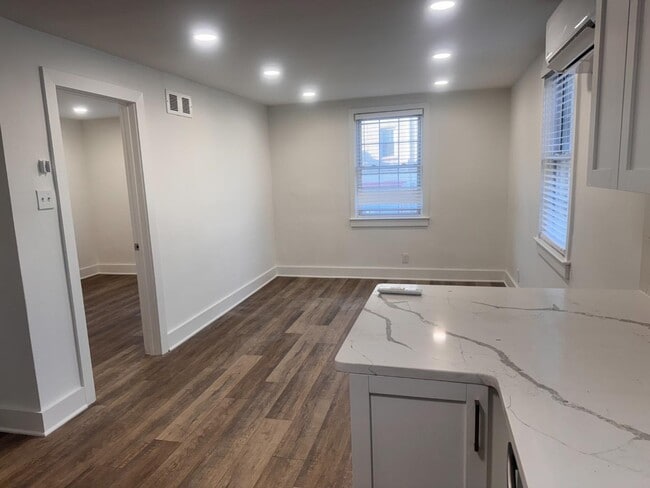2339 Haverford Rd