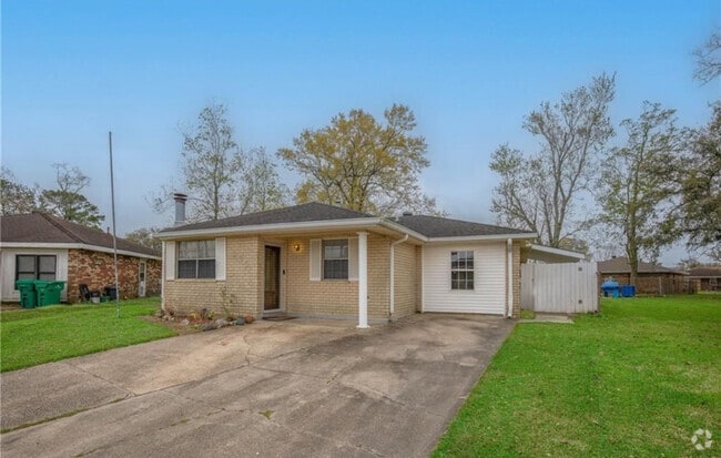 Building Photo - 132 Evergold Ln Rental